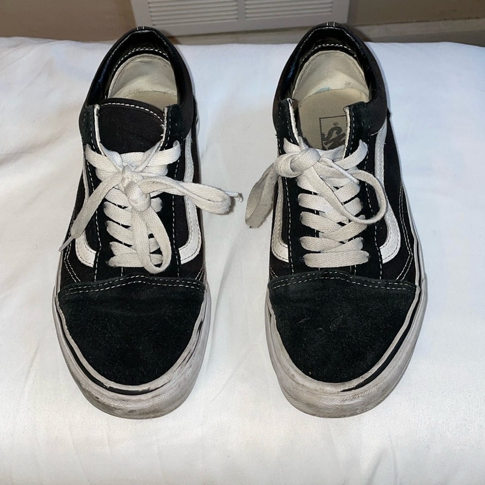 Vans Old Skool Shoe size men’s 7 / women’s 8.5